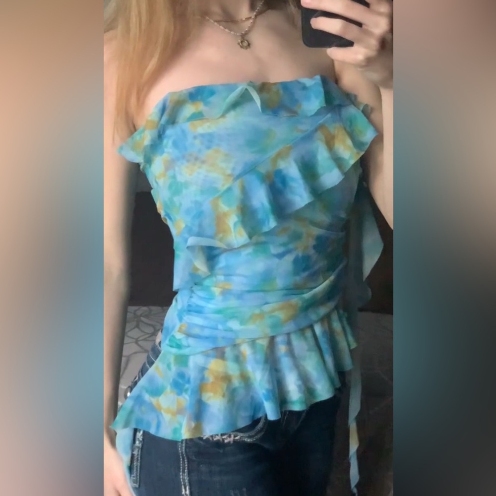 Small Blue & Yellow Zara Ruffled Top 🩵💛 - Picture 2 of 6